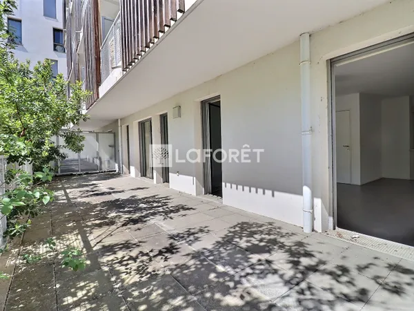 Bureaux 5 pièces 97 m²
