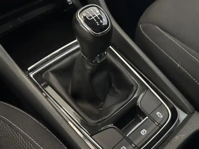 Skoda Karoq style ambition car play caméra — photo 15