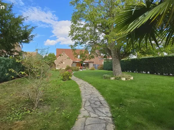 Maison 6 pièces 167 m²