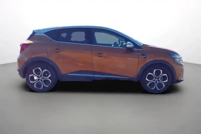 Renault Captur e-tech 145 - 21 — photo 6