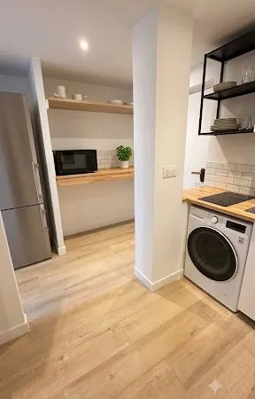 COLOCATION Lyon 9e/Tassin - 550 CC - Métro D - Gorge de Loup à 3 min - Chambres meublées