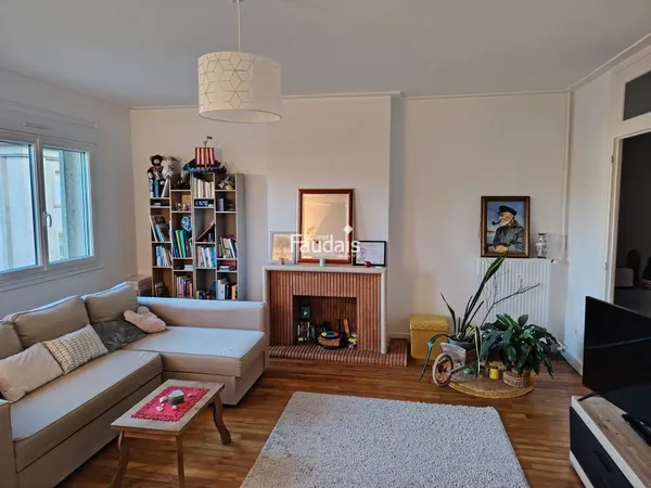 Appartement 3 pièces 84 m²