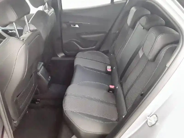 Peugeot 2008 puretech 130 s&amp;s eat8 — photo 34