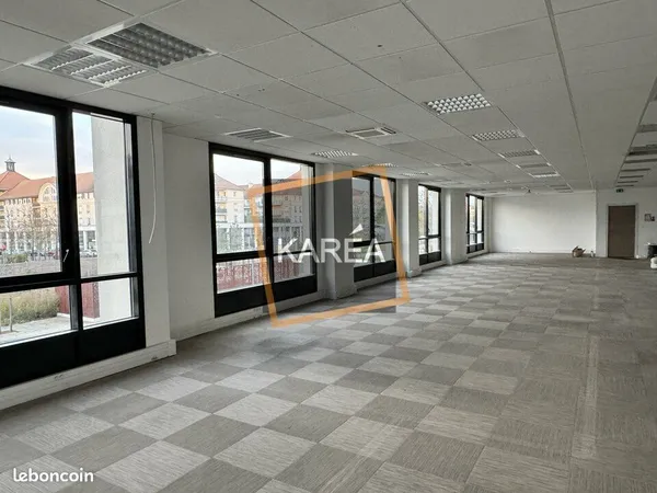 BUREAUX 313 m² BUSSY SAINT GEORGES