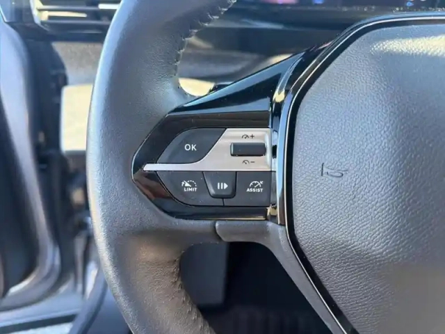 Peugeot 408 puretech 130 ch s&amp;s eat8 allure — photo 19