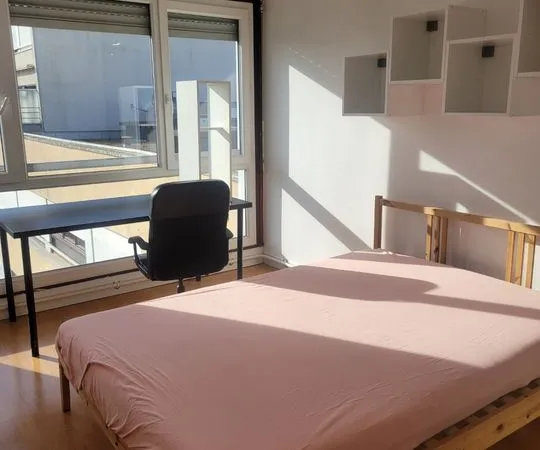 Chambre de 12m2 à louer sur Pontoise
