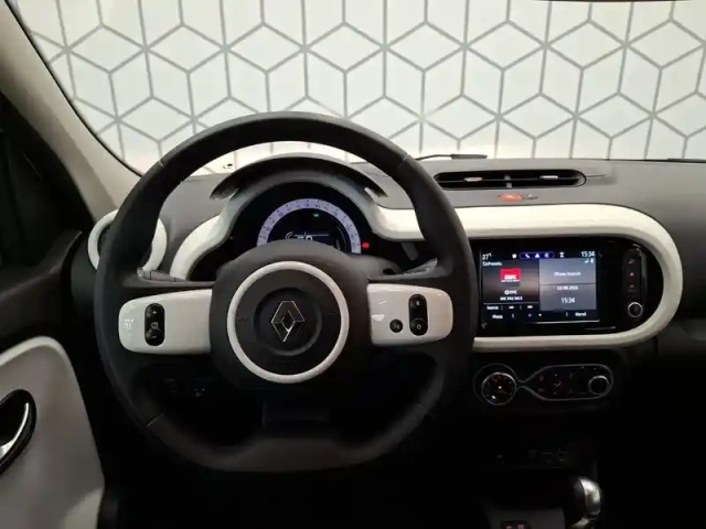 Renault Twingo iii e-tech — photo 13