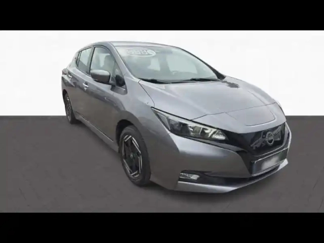 Nissan Leaf 150ch 40kwh acenta 22 — photo 3