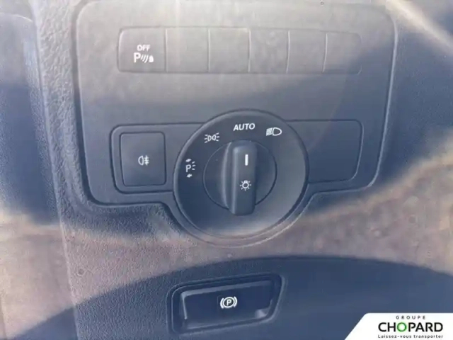 Mercedes Vito fourgon 119 cdi long bva rwd — photo 18
