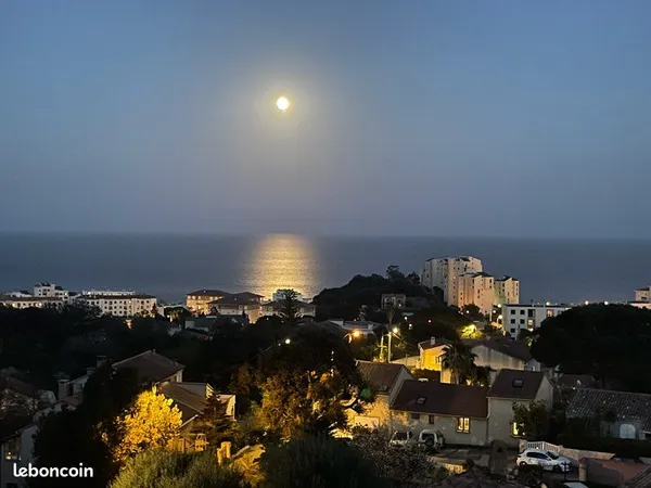 Loue T4/T5 non meublé à Bastia de 110 m2