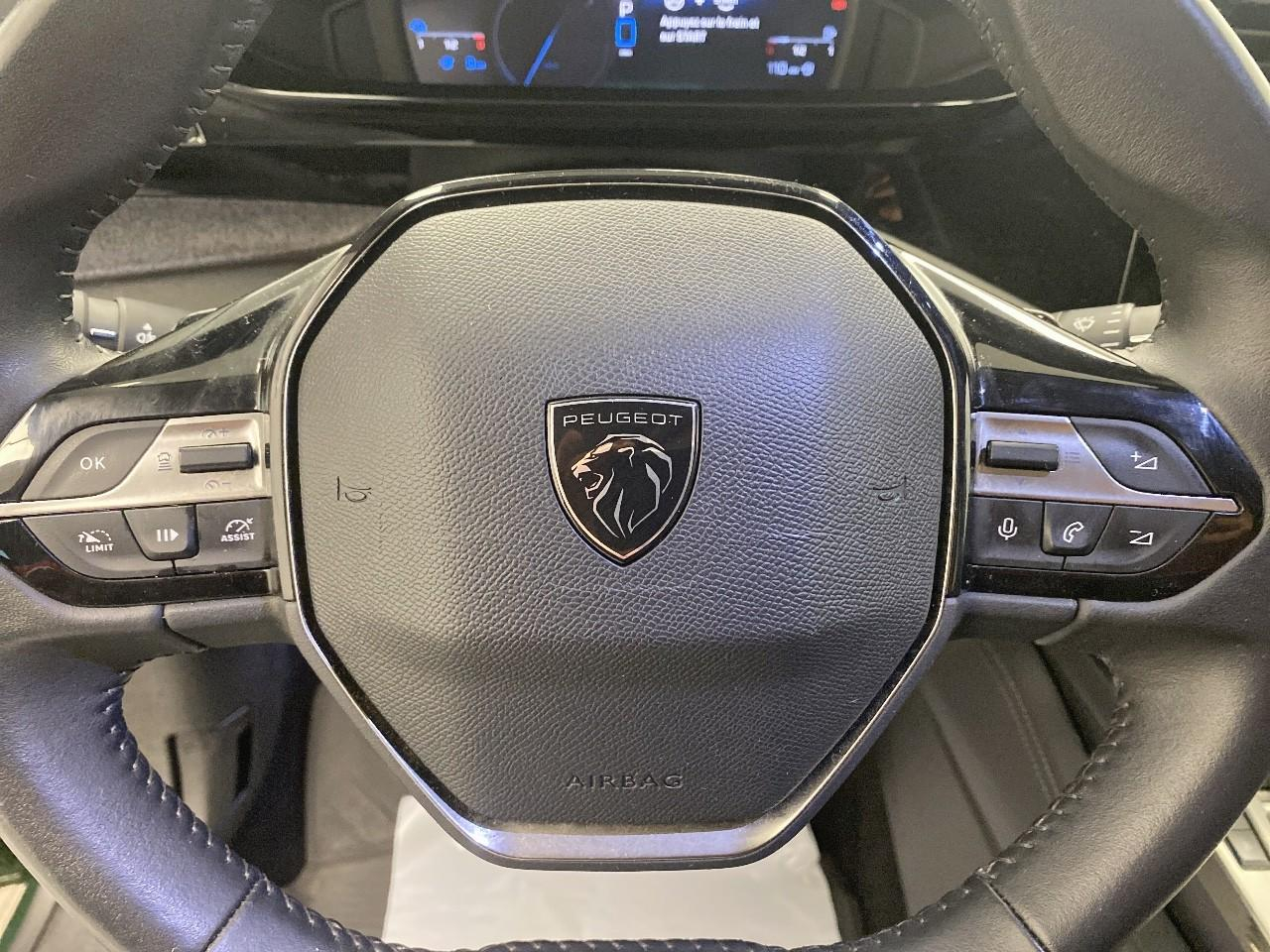 Peugeot 308 phev 180 e-eat8 allure pack — photo 17
