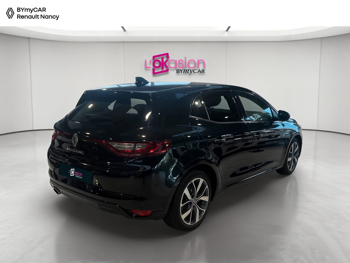 Renault Mégane IV Berline TCe 130 Energy — photo 5