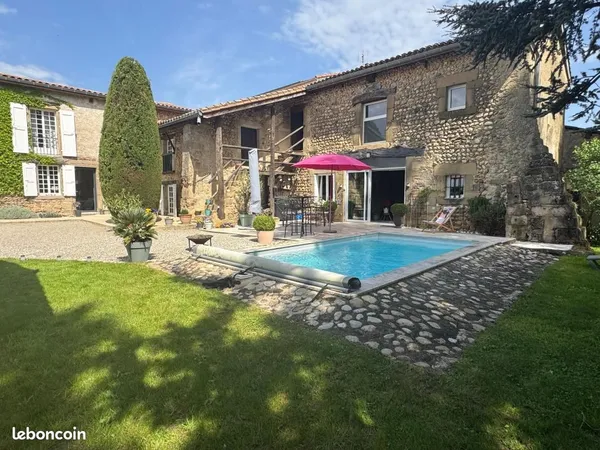 Ferme 7 pièces 293 m²