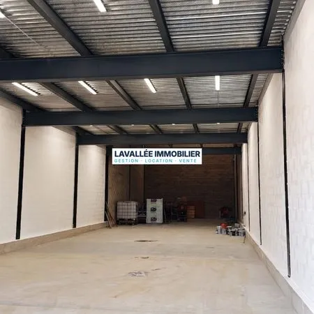 Local 420 m² Noisy-le-Grand