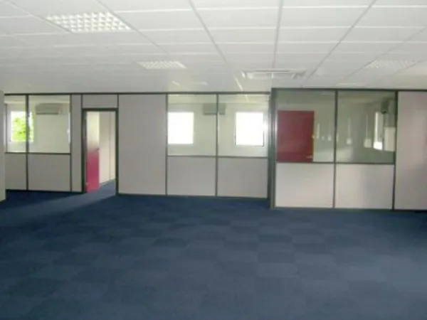 Bureaux 250 m²