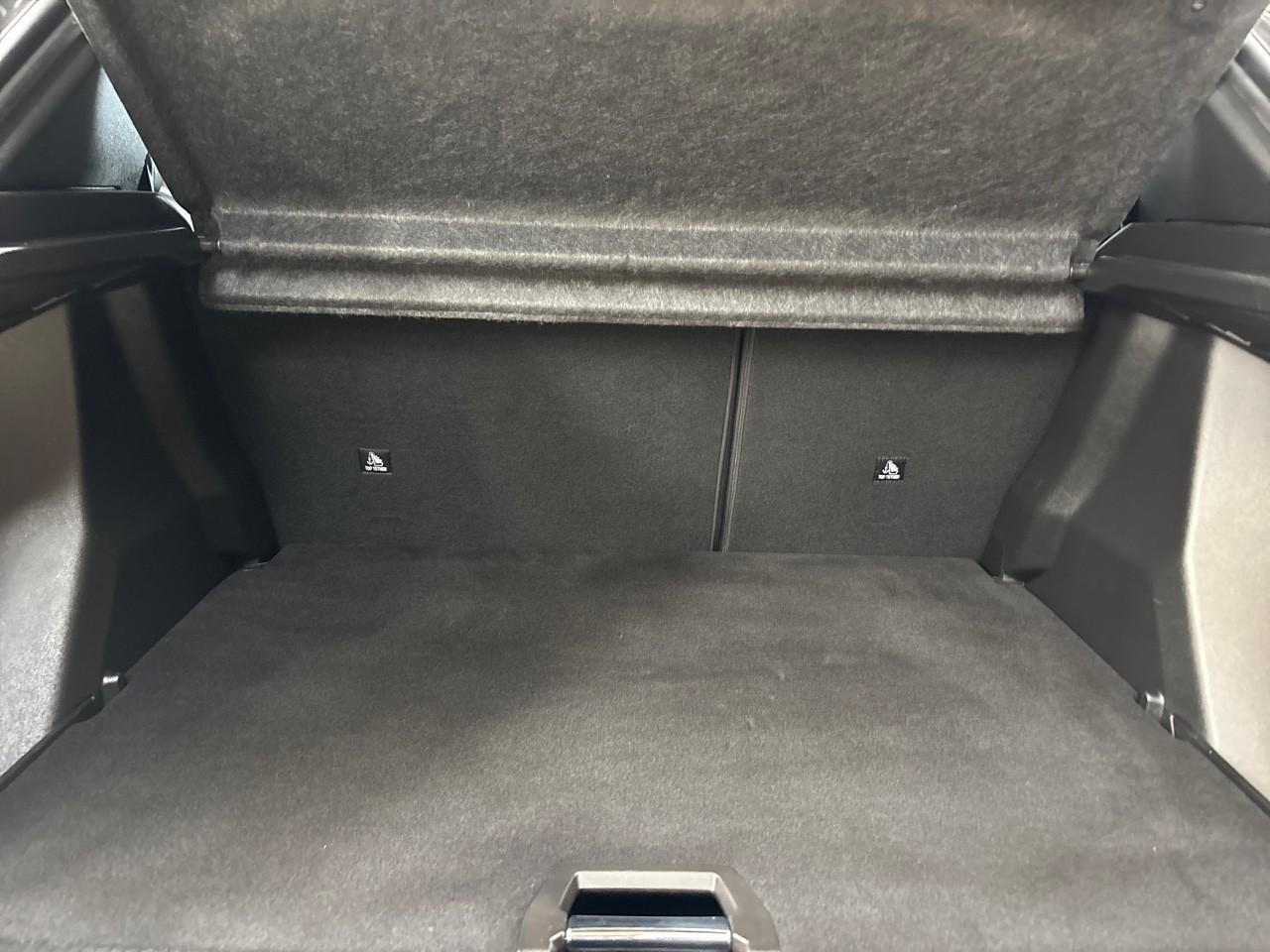 Peugeot 2008 1.2 puretech 130ch s&s gt eat8 — photo 6