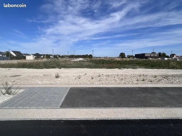 Terrain 556 m² Taissy
