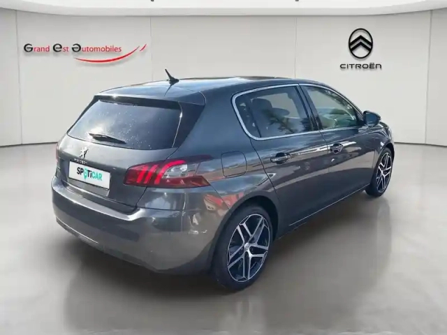 Peugeot 308 1.2 puretech 130ch ?6.c s&amp;s allure — photo 6