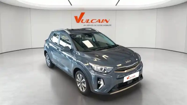 Kia Stonic 1.0 t-gdi 100 ch bvm6 — photo 10