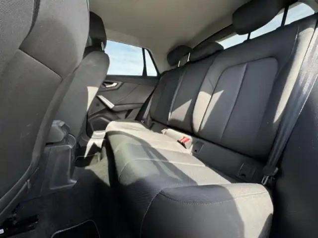 Audi Q2 35 tfsi 150ch s line s tronic 7 — photo 15