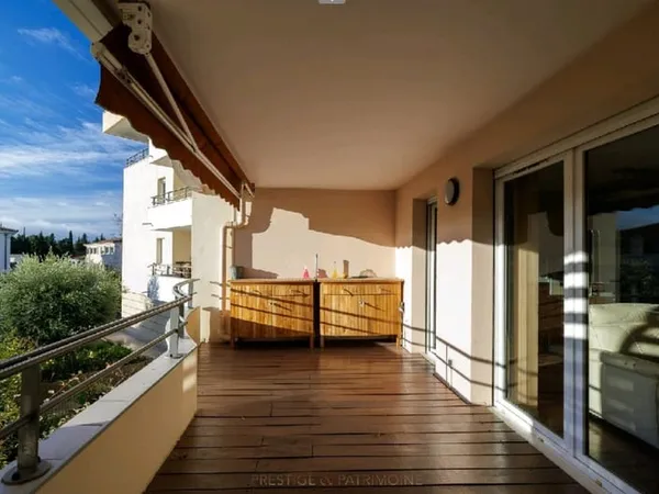 Achat : Appartement Aix-en-Provence (13100)