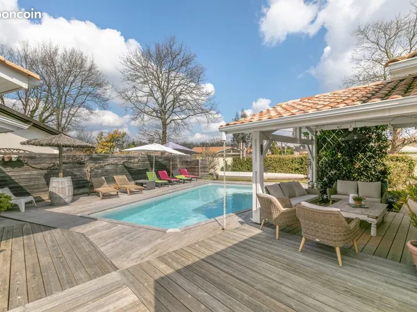 Villa 7 pièces 150 m²