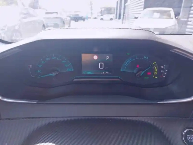 Peugeot 208 electrique 50 kwh 136ch — photo 10