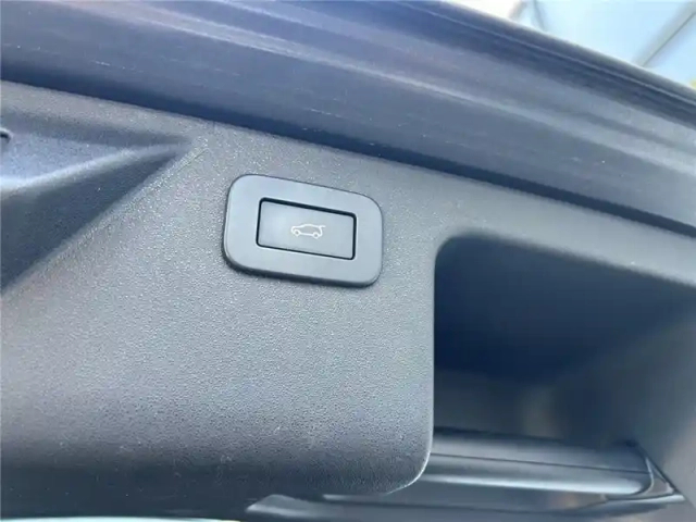 Land Rover Discovery Sport mark vii p300e phev awd bva — photo 30