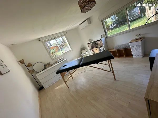 Bureau et espace de travail Location Angresse  15m² 400€