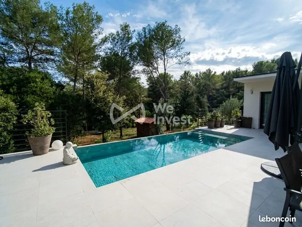 Villa 5 pièces 161 m²