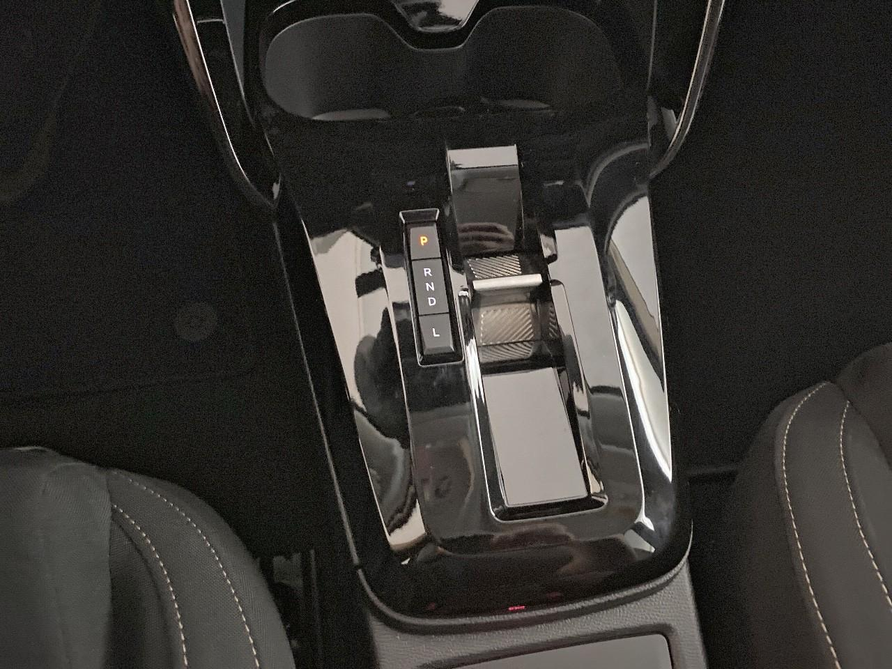 Citroën C3 Aircross hybride 145 ch aut plus — photo 17