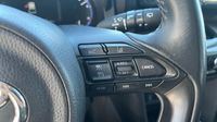 Toyota Yaris Cross 116h Collection MY22 — photo 25