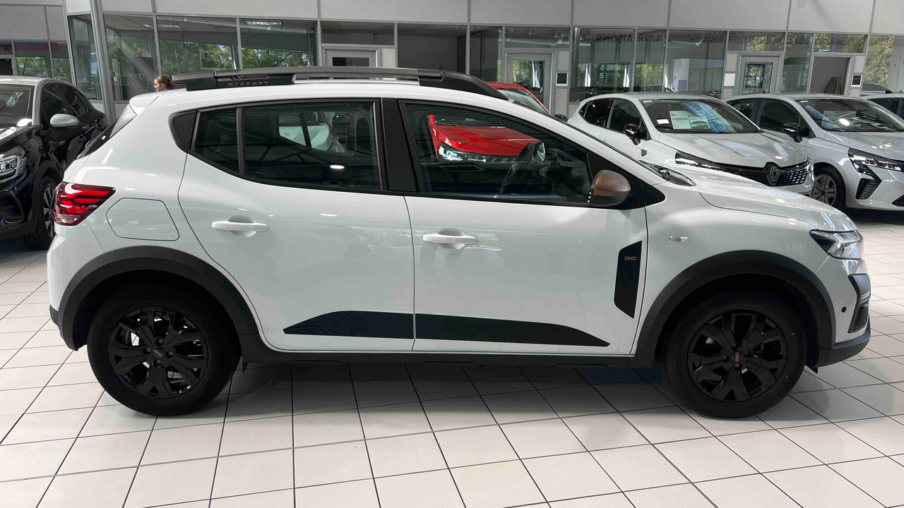 Dacia Sandero ECO-G 100 — photo 15