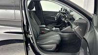 Peugeot 208 1.2 PureTech 100ch S&S Allure EAT8 — photo 15