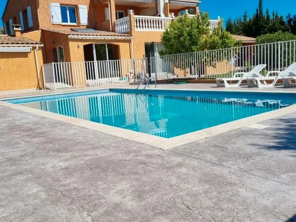 Propriété + 3 gîtes, surface 270m² habitable