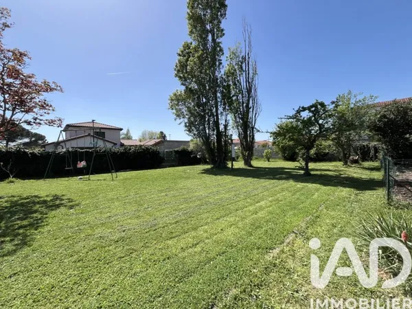 Terrain 538 m²