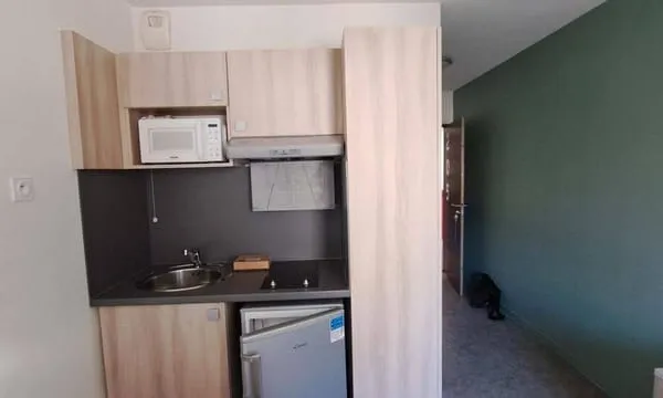 Studio 1 pièce 18 m²