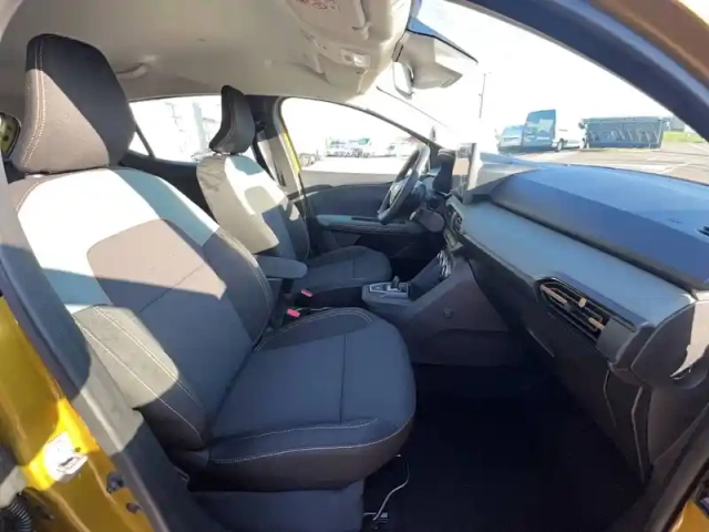 Dacia Sandero eco-g 120 auto — photo 40