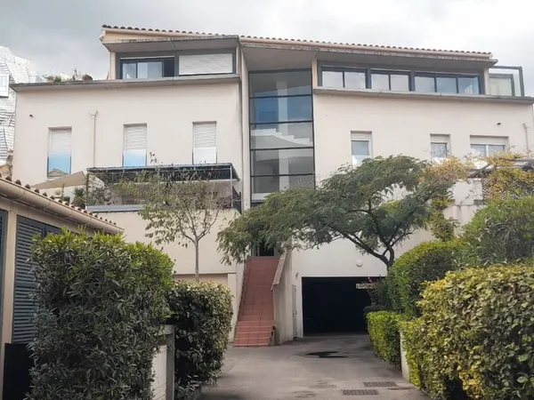 Location sur arles