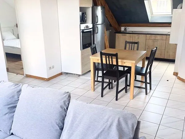 T3 meublé lumineux - 2 chambres - centre Thionville - idéal frontalier