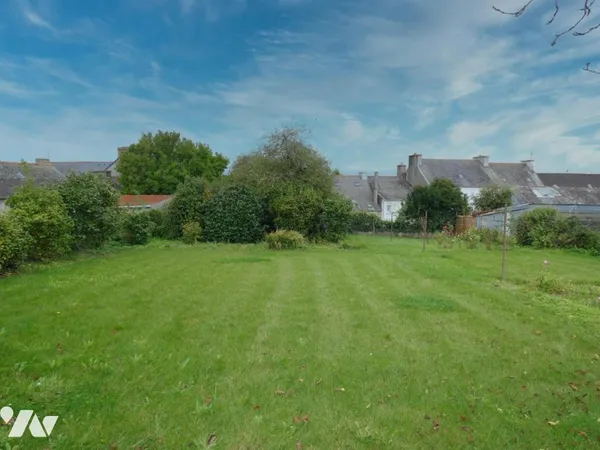 Terrain 809 m²