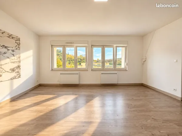 T3 rénové 73 m² avec parking