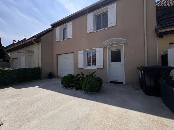 Maison 5 pièces 90 m²
