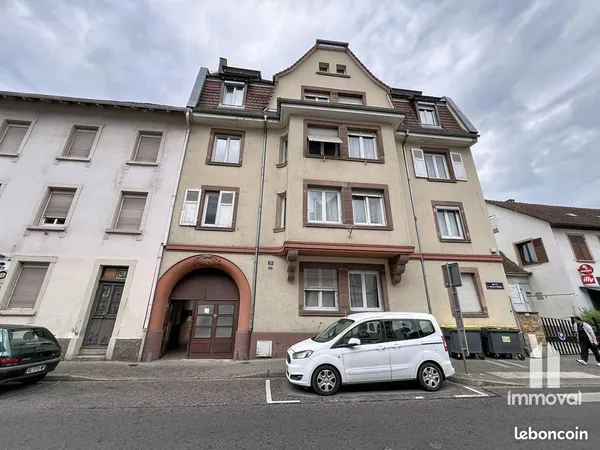 Immeuble 23 pièces 450 m²