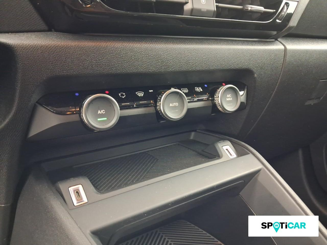 Citroën C4 puretech 100ch s&s feel — photo 15
