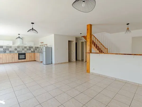 Maison 7 pièces 141 m²