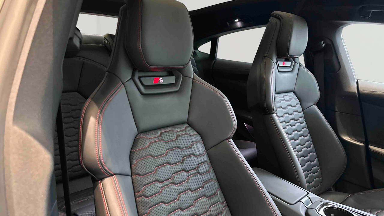Audi S e-tron GT 591 ch quattro — photo 23