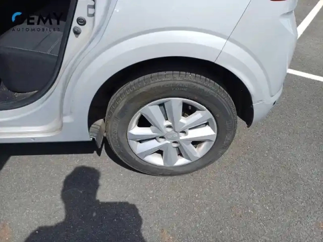 Dacia Sandero tce 90 cvt — photo 11