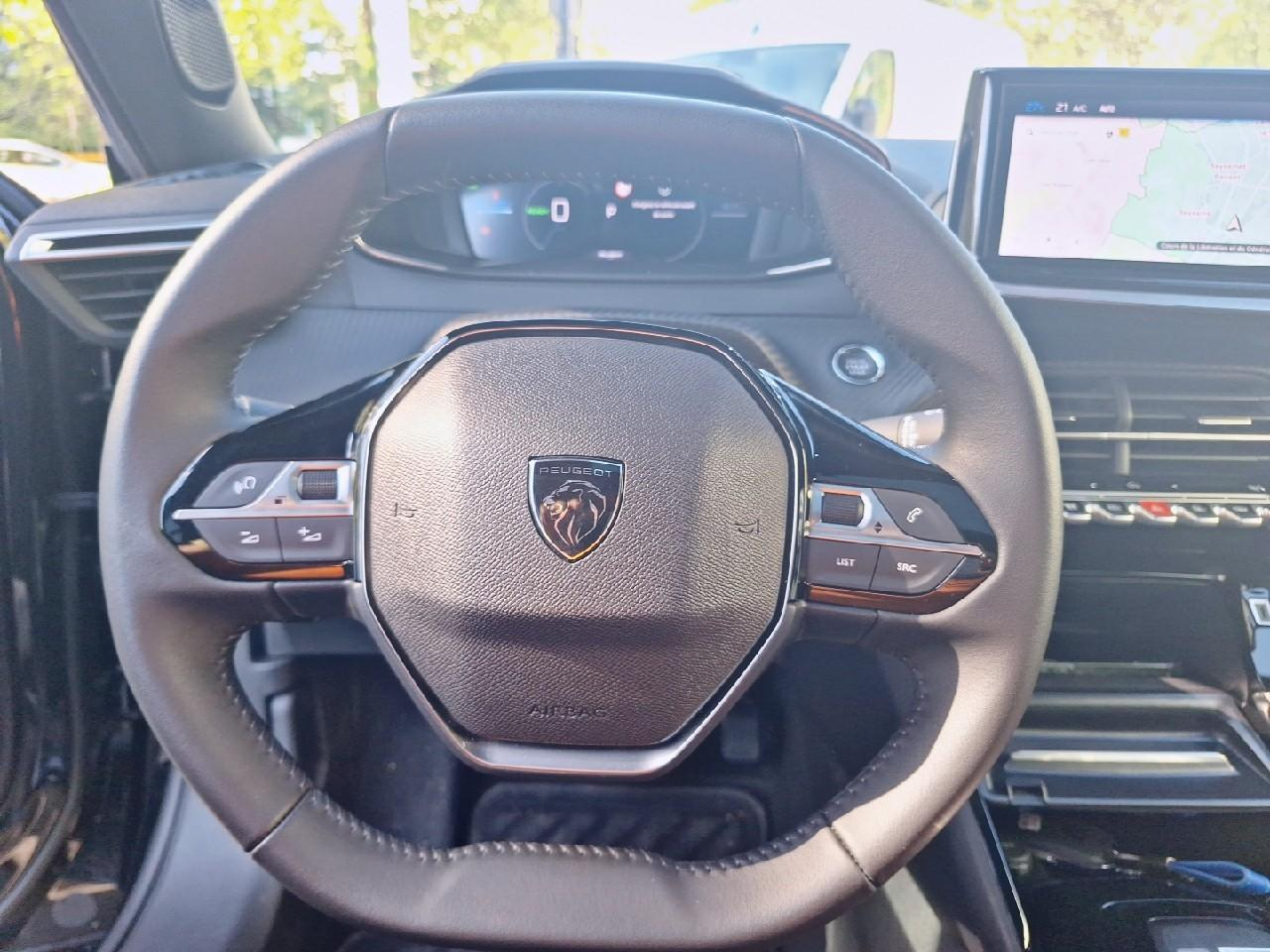 Peugeot 2008 e-2008 136ch allure — photo 16