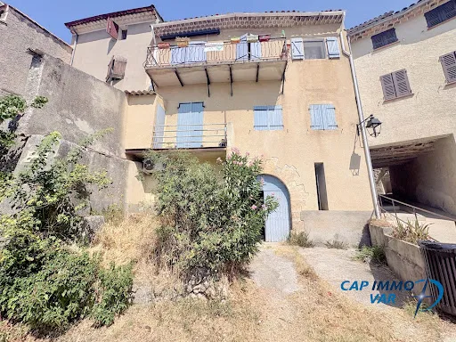 Maison 9 pièces 380 m²